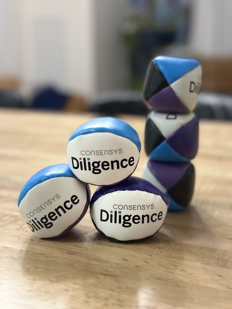 Diligence Juggling Balls